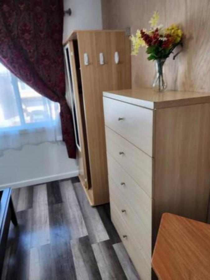 Affordable Private Rooms With Shared Bath Kitchen Near Sfo Daly City Exterior foto